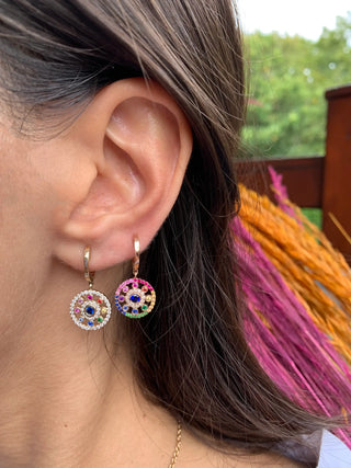 Nebula Sarı Altın Çok Renkli Taşlı Sallantılı Küpe