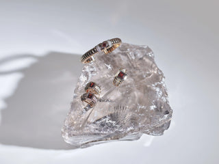 Morphose02 Kırmızı Altın Garnet Taşlı Halka Küpe