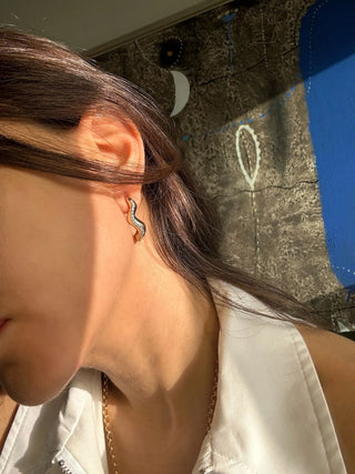 Stream Wave Diamond Earrings